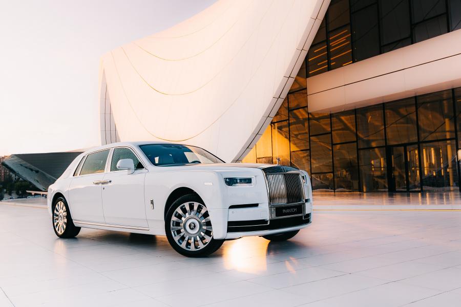  Rolls-Royce Phantom Tranquillity 2019 года  (фото 15 из 17)